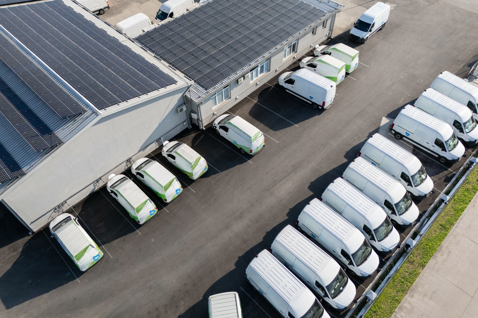 Electric delivery vans hub. Fleet of electric vehicles.